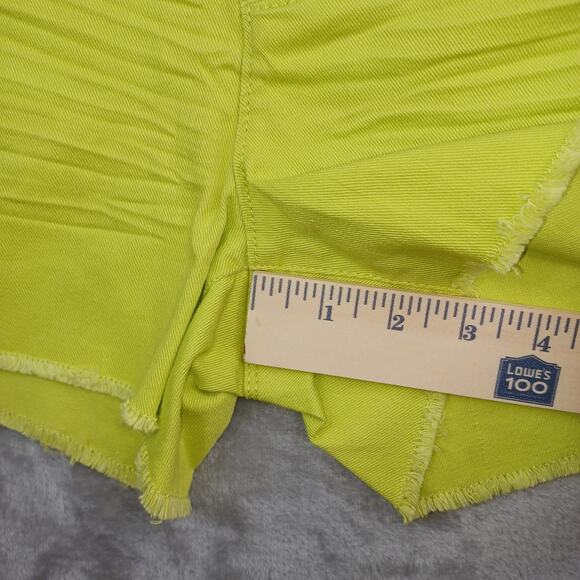 Lauren Conrad Denim Jean Shorts Womens Size 6 Lime Cutoff 3" Mid Rise Distressed - Picture 10 of 11
